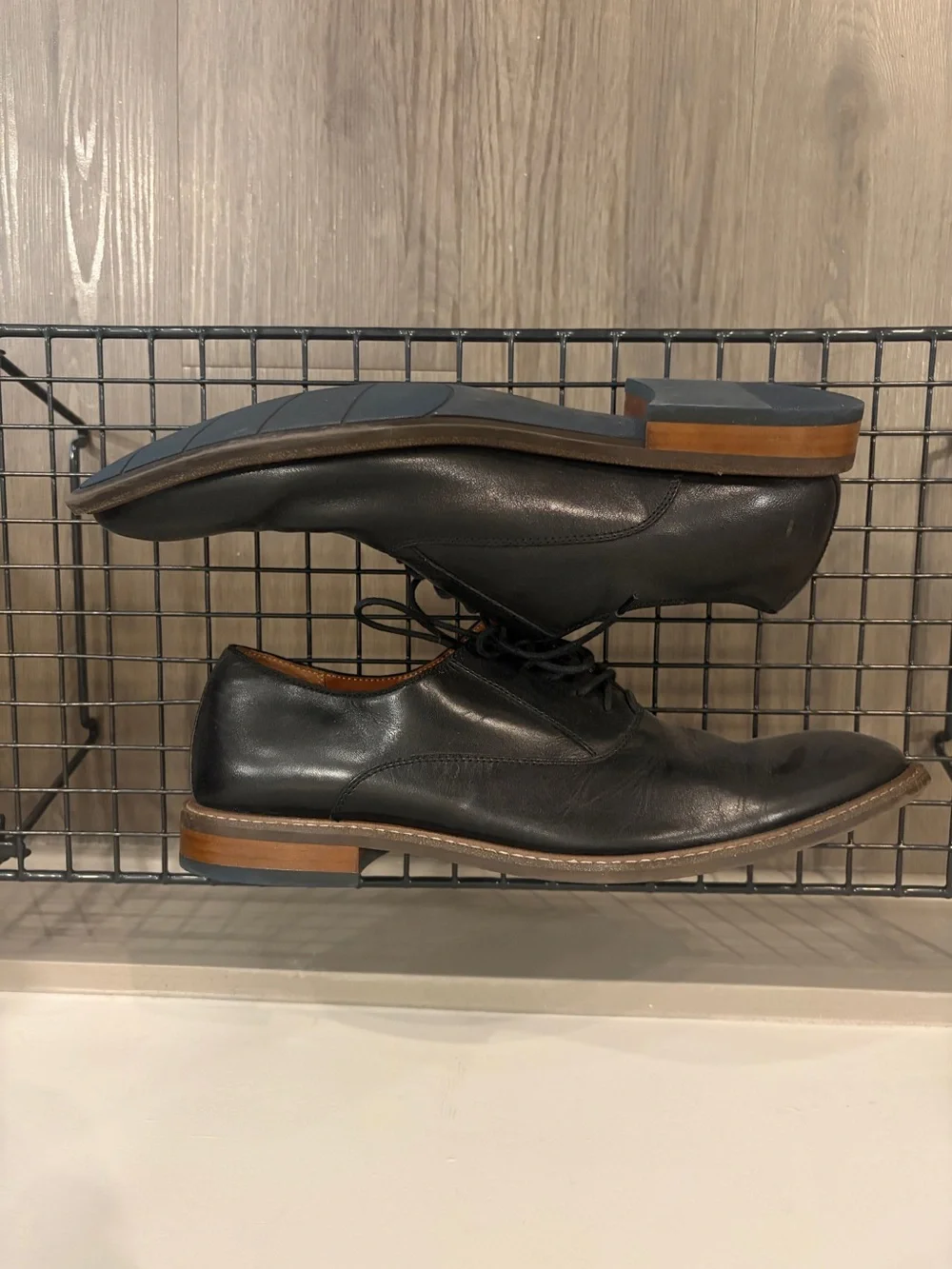 Vince Camuto smooth black